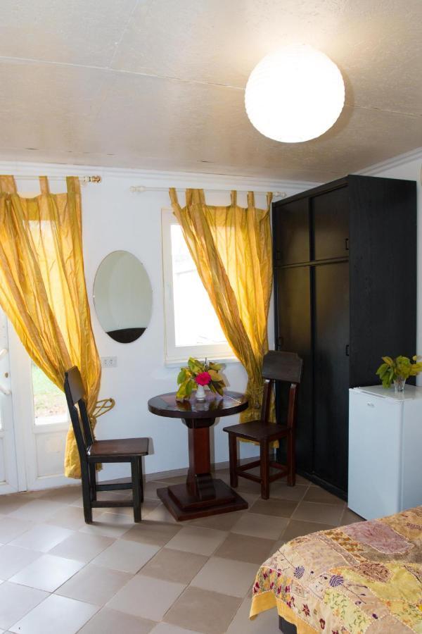 Ekonom-Domik Hotel โอเดสซา ภายนอก รูปภาพ